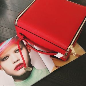 Estée Lauder Cosmetics Bag - New